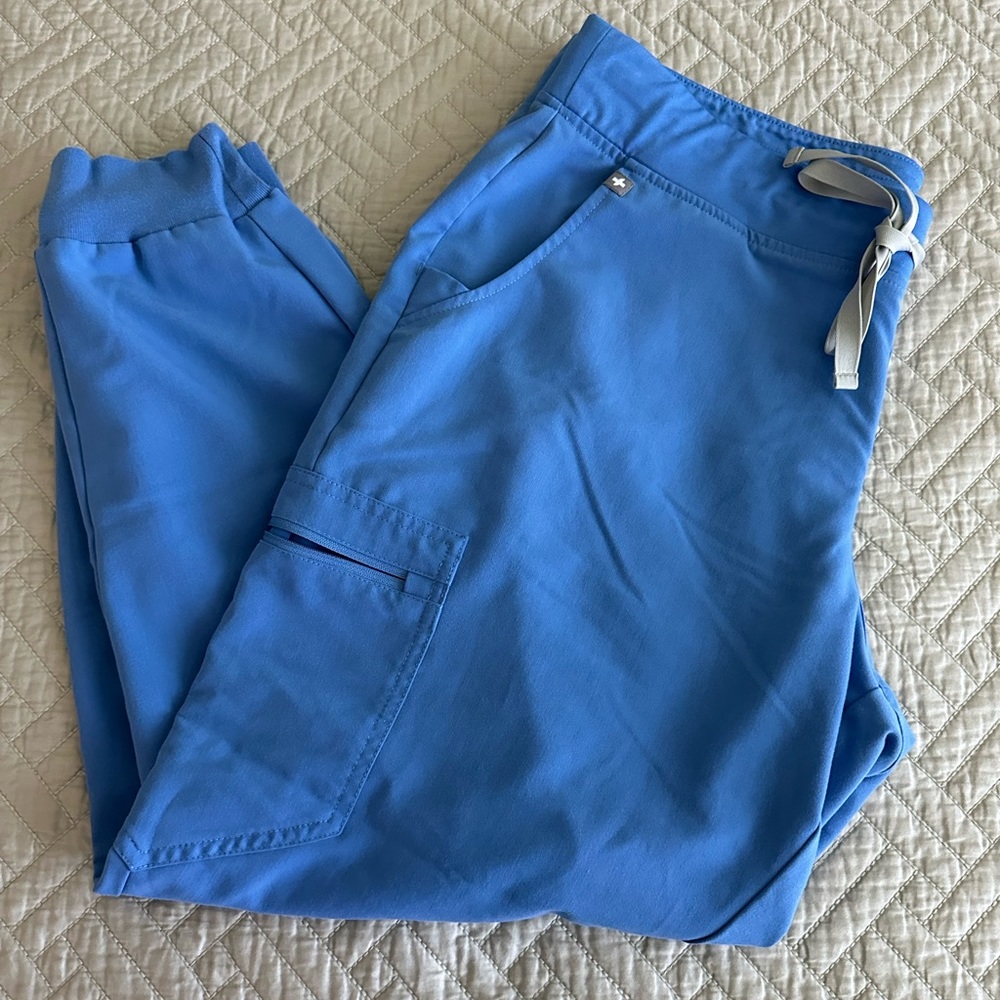 FIGS- Zamora Joggers Size XL petite